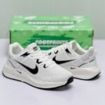 Model Code: 389 – Running Sneaker - Image 5