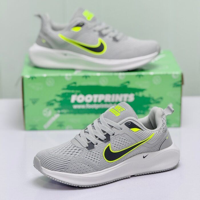 Model Code: 390 – Running Sneaker - Image 1