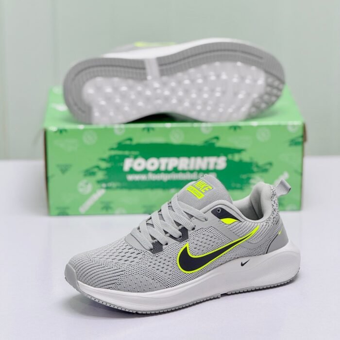Model Code: 390 – Running Sneaker - Image 2