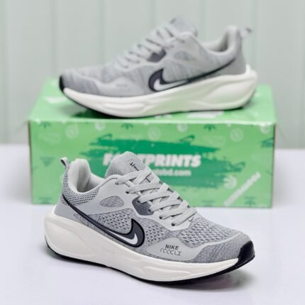 Model Code: 407 – Running Sneaker