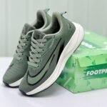 Model Code: 410 – Running Sneaker - Image 4